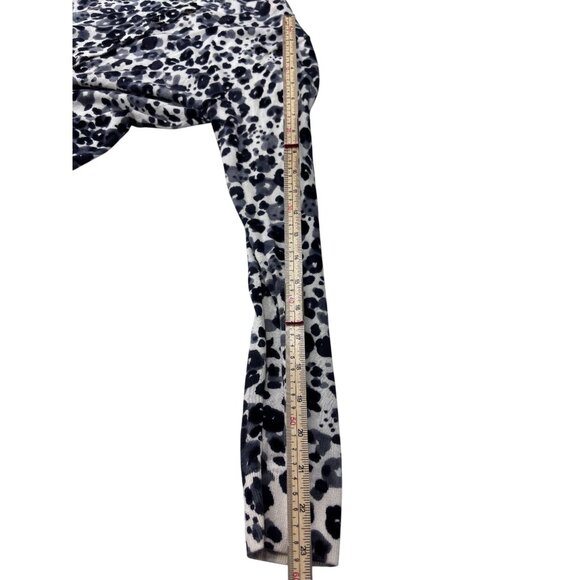 Ann Taylor Loft Black & White Leopard Print Button-Down Cardigan Sweater M 100% - Picture 9 of 11
